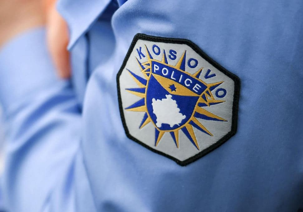 Një grua në Lipjan raporton në polici se vjehrra e ka rrahur dhe s’po e pranon në shtëpi