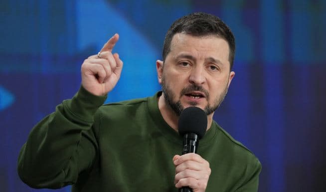 Rusia po humb këmbësorinë dhe pajisjet, thotë Zelensky