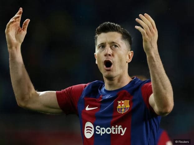 Barca publikon listen për ndeshjen e kthimit kundër Interit, kthehet Lewa