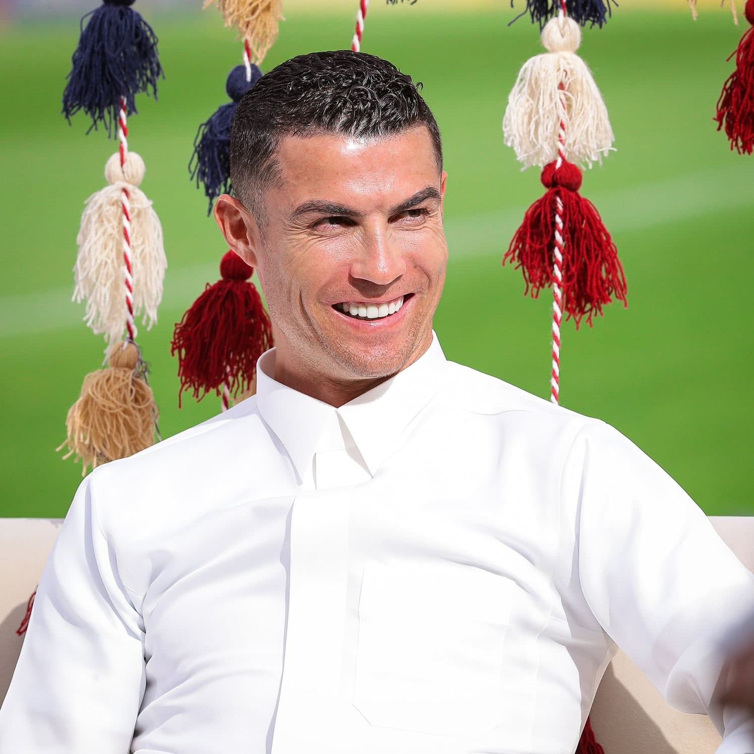 Ronaldo uron Bajramin: Paqe dhe lumturi në këtë ditë speciale