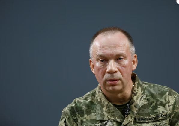 Shefi i ushtrisë së Ukrainës thotë se fronti lindor është nën sulm intensiv rus