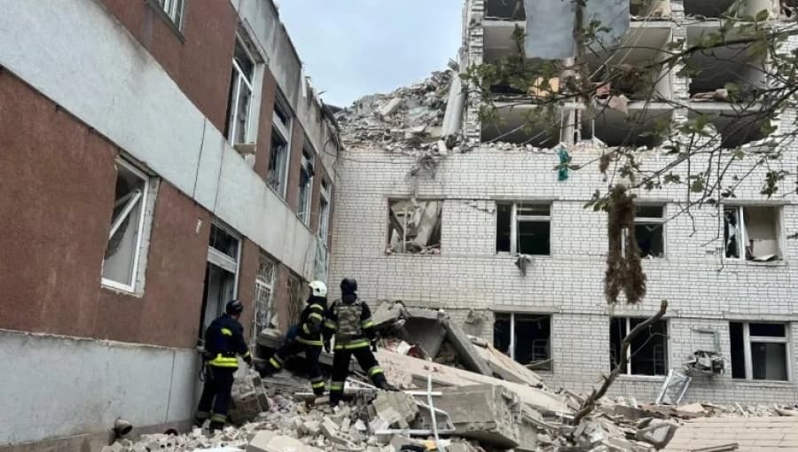 Shkon në 18 numri i të vrarëve nga sulmi me raketa në Chernihiv të Ukrainës