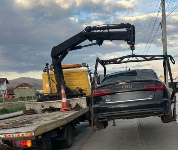 Voziti nën masën mbrojtëse, shoferit i hiqet patenta dhe i konfiskohet përkohësisht vetura