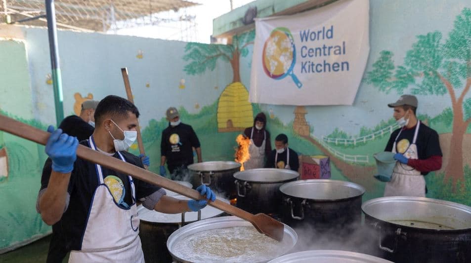 World Central Kitchen do të rifillojë punën në Gaza, katër javë pasi iu vranë punëtorët