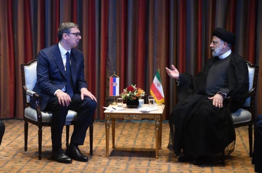 Vuçiqi shpreh keqardhje për vdekjen e presidentit iranian, ndjekësit e kritikojnë ashpër