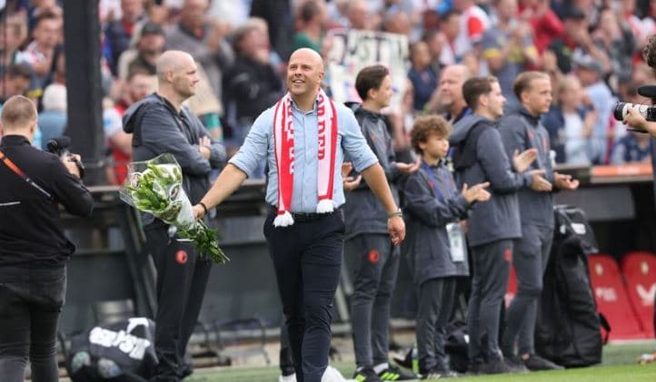 Zyrtare: Arne Slot emërohet trajner i Liverpoolit