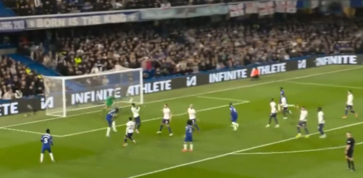 Chalobah realizon gol të bukur me kokë ndaj Tottenhamit (VIDEO)