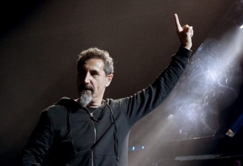 Serj Tankian: Bendi kishte filluar ta kërkonte këngëtarin e ri që nga 2018-ta