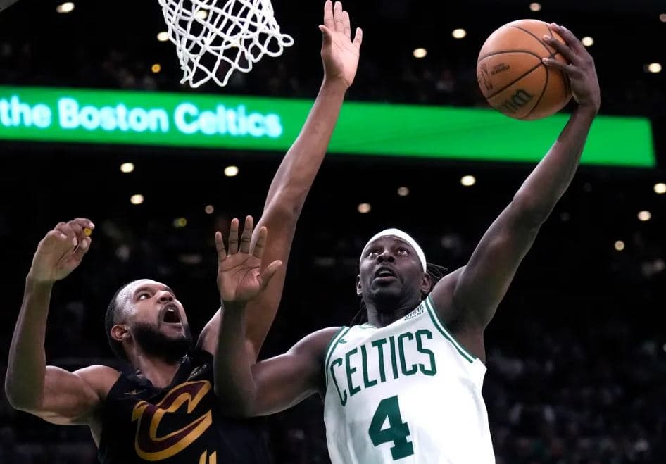 Bostoni e shpartallon Clevelandin në ndeshjen e parë (VIDEO)