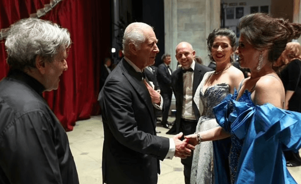Emonela Jaho merr përgëzimet e mbretit Charles