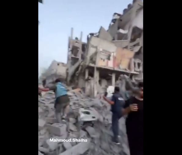 Izraeli sulmon kampin e refugjatëve Jabaliya të Gazës veriore (VIDEO)