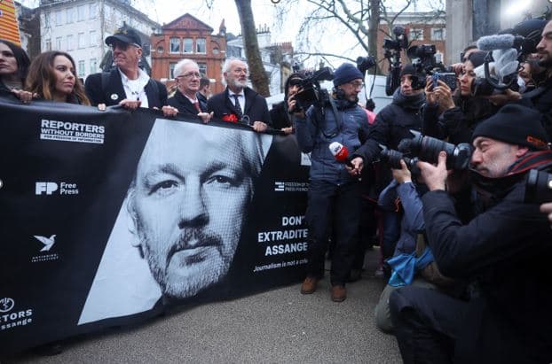 Assange fiton të drejtën për të sfiduar ekstradimin amerikan