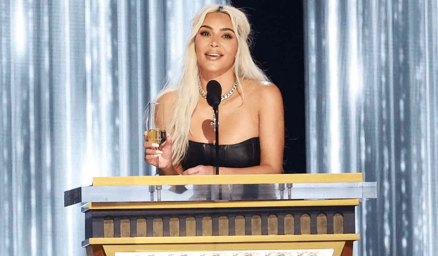 Kim Kardashian u përgjigjet thashethemeve për një romancë të mundshme me Tom Brady