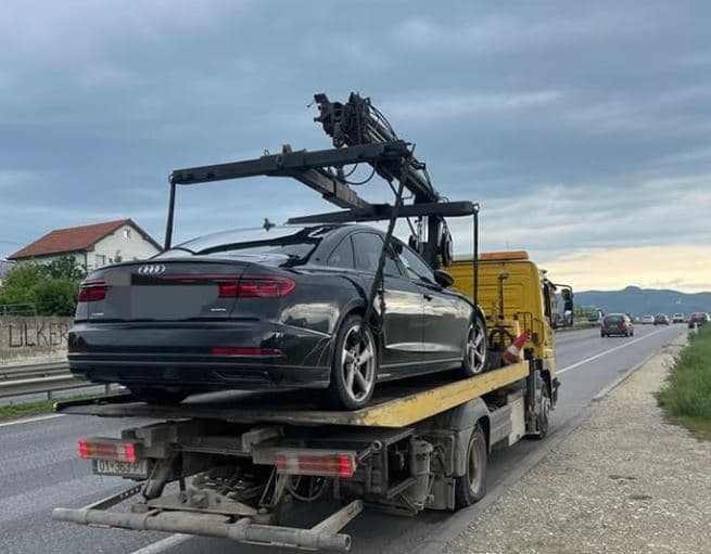 I konfiskohet vetura e gjobitet me 500 euro shoferi i cili nuk respektoi masën mbrojtëse nga policia