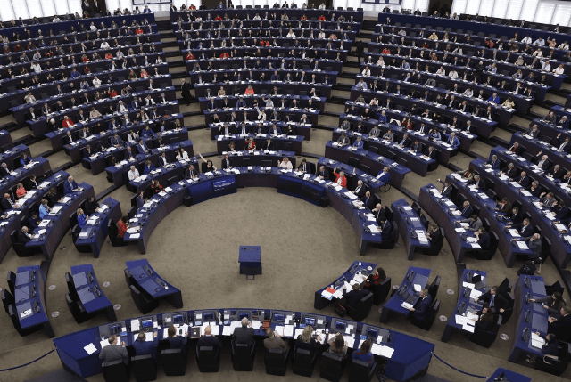 BE-ja miraton programin 6 miliardësh për Ballkanin Perëndimor, Kosova dhe Serbia kushtëzohen me "rezultate në normalizim"