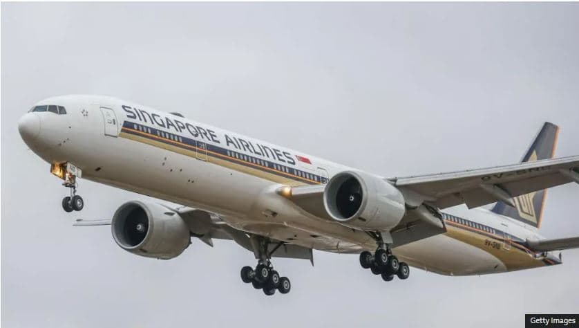 Një i vdekur pasi fluturimi Londër-Singapor u godit nga turbulencat