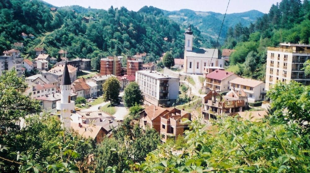 Dodiku thotë se ka një nismë për ndryshimin e emrit të Srebrenicës
