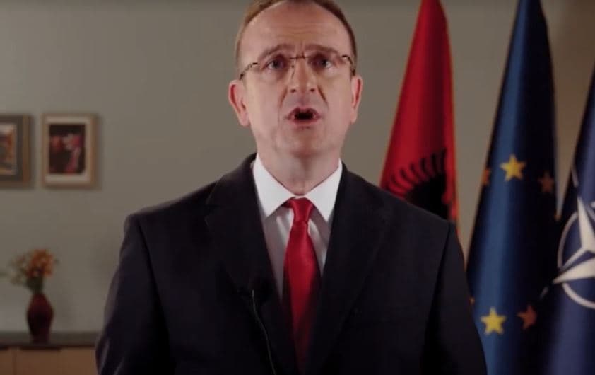 Taravari thotë se është duke menduar nëse do ta pranojë postin e ministrit të Shëndetësisë