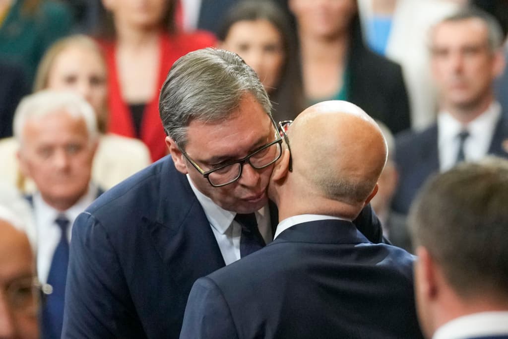 Vuçeviq: Ushtria jonë është mjaft e fortë për të zmbrapsur çdo përpjekje të Kurtit për pogrom