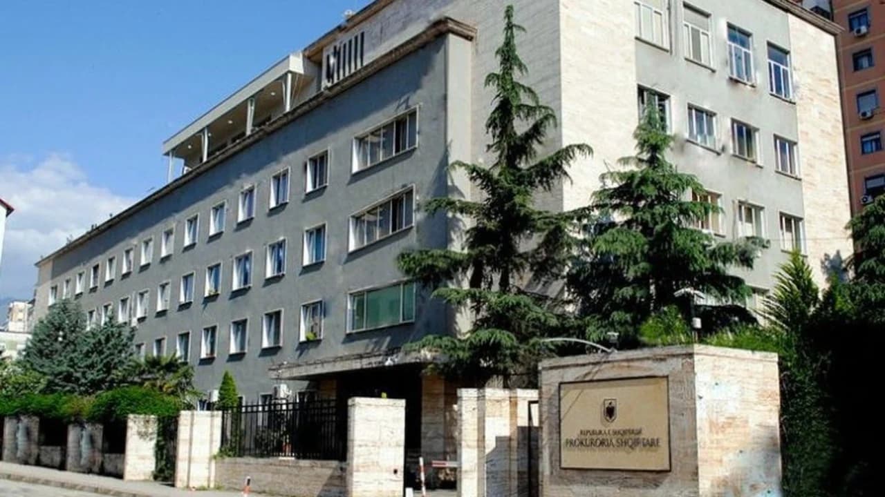 Prokuroria e Vlorës sekuestron prona në vlerë 35 milionë euro, u përvetësuan me dokumente të rrejshme