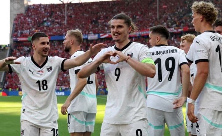Austria lë pas Holandën dhe Francën, përfundon lidere e grupit D