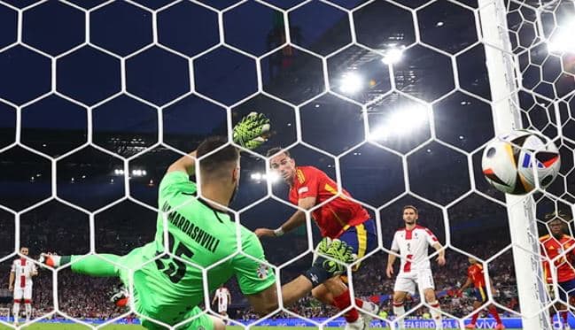 Furia e Kuqe përmbys gjithçka, po fiton 2:1 ndaj Gjeorgjisë