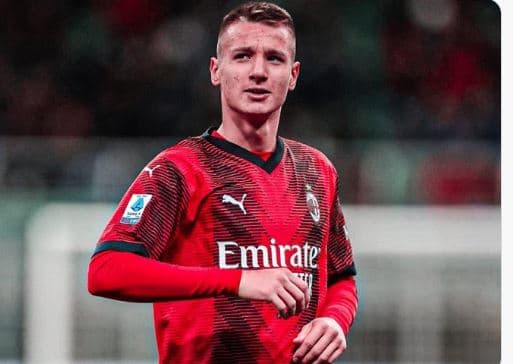 Supertalenti i Milanit i rri besnik klubit