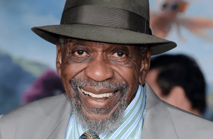 Vdiq aktori, Bill Cobbs