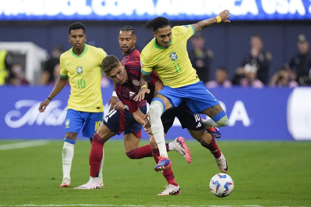 Kolumbia mund Paraguain në Copa America