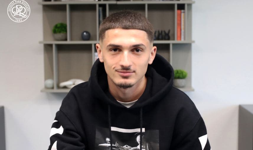 Lorent Talla nënshkruan kontratën e parë profesionale me QPR-në