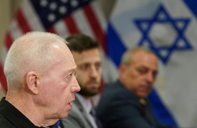 Ministri izraelit i Mbrojtjes niset për SHBA, do të diskutojë Gazën dhe Libanin