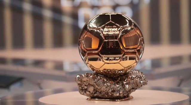 Këta janë futbollistët e nominuar për "Topin e artë"