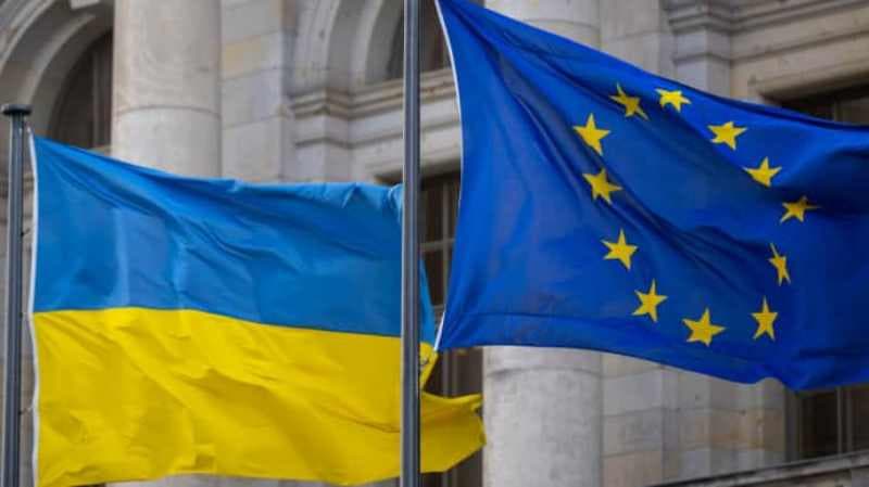 Bashkimi Evropian nënshkruan marrëveshjen e sigurisë me Ukrainën