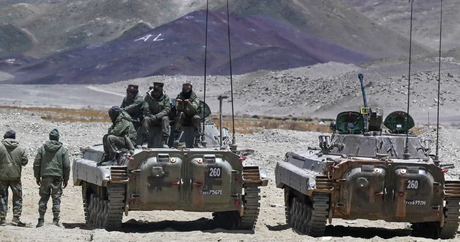 Pesë ushtarë indianë vdesin si pasojë e fundosjes së tankeve gjatë stërvitjes ushtarake