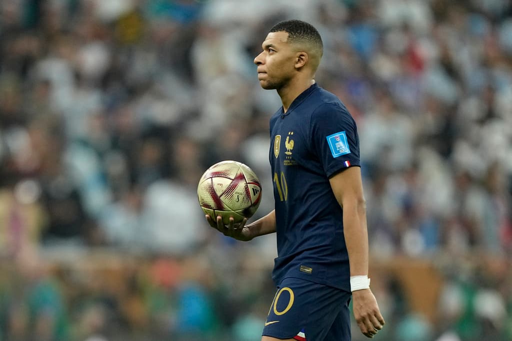 Ankth te kampi francez, Mbappe e Coman me grip