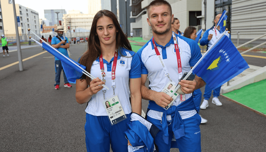 Gjakova: Moment historik parakalimi në ceremoninë e Lojërave Olimpike me Akilin