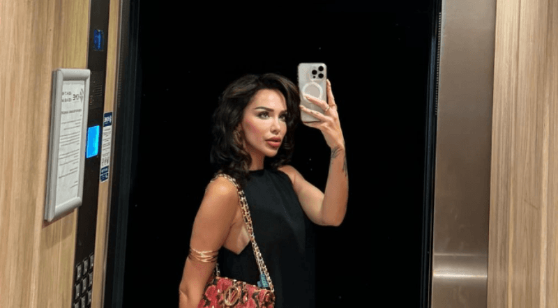 Ana Kabashi shfaqet e veshur me fustan të zi