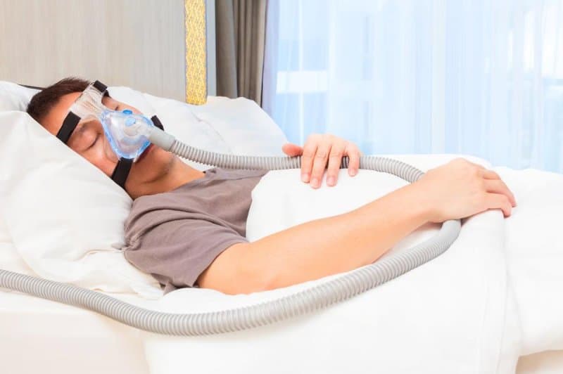 Apnea e gjumit është veçanërisht e rrezikshme për shëndetin e zemrës tek të rinjtë