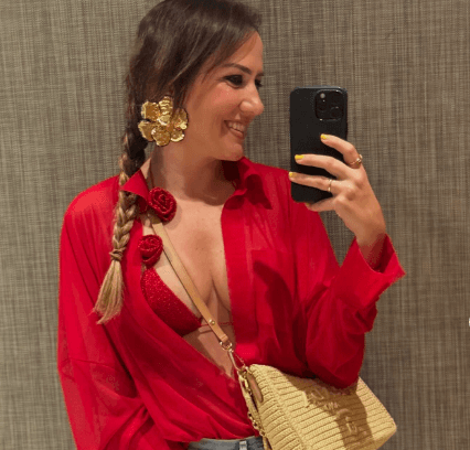 Arbana Osmani zgjedh Spanjën për pushime me bashkëshortin