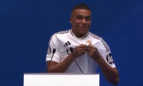 Iu realizua ëndrra, Mbappe: Po e shoh nënën duke qarë!