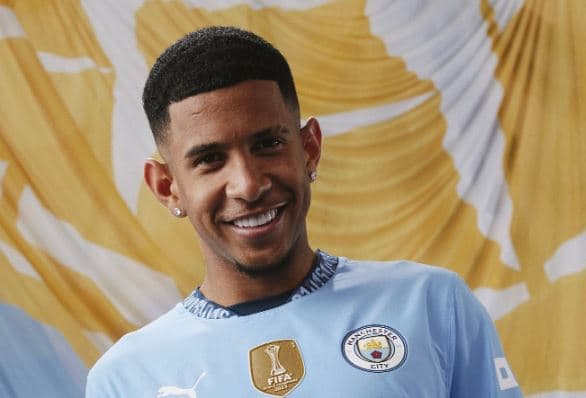 Guardiola fjalë të mira për Savinhon