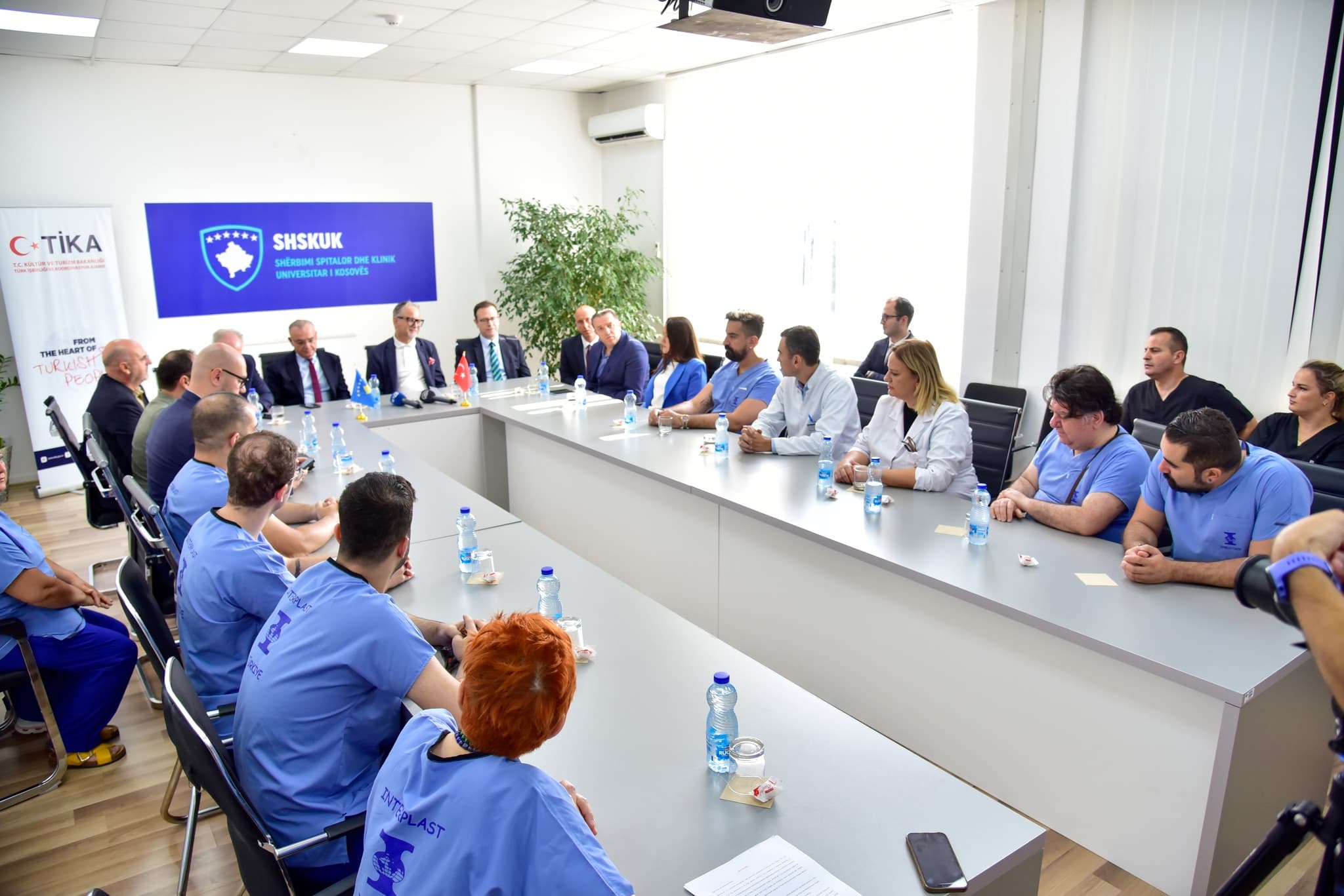 Mjekët nga Turqia do t'i kryejnë 50 operacione për fëmijët në Kosovë