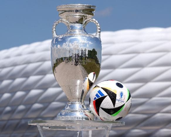 Përballje titanësh sot në EURO 2024