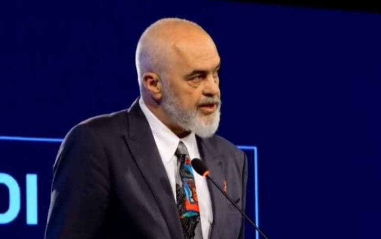 Bektashinjtë, shtet më vete - Kryegjyshata do marrë status, si Vatikani