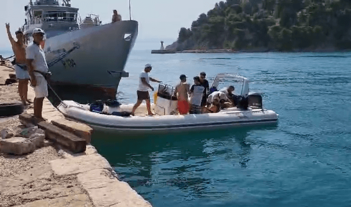 Vdes turisti ukrainas në Sazan