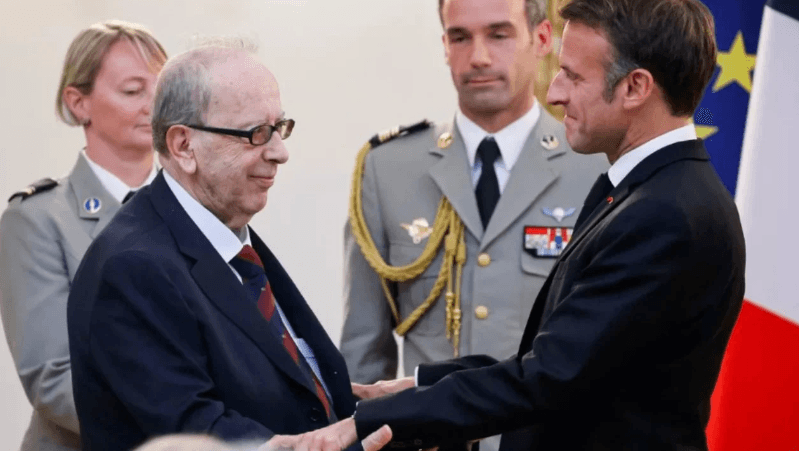 Ky është mesazhi i Macronit pas ndarjes nga jeta të poetit, Ismail Kadare