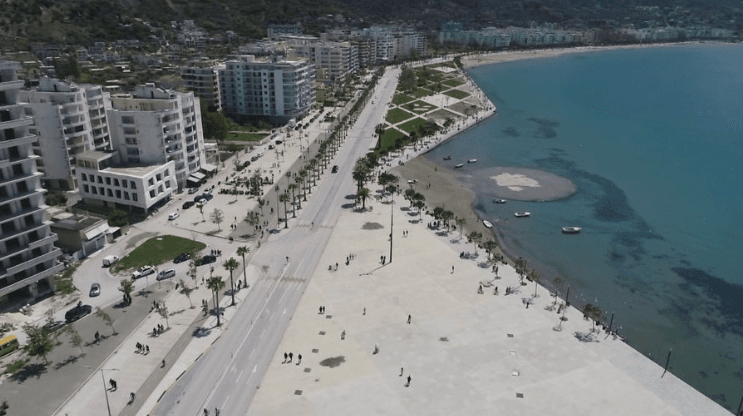 Aksident i rëndë në Vlorë, vetura përplas dy fëmijë