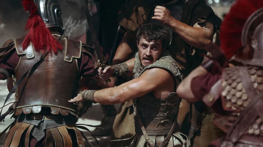 Paul Mescal lufton Pedro Pascalin dhe një rinoceront në trailerin e parë të "Gladiator II" (VIDEO)