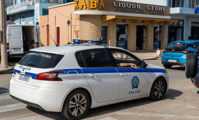 Një vdes e dy lëndohen rëndë në një përplasje mes një autobusi turistik dhe një kamioni në Korfuz