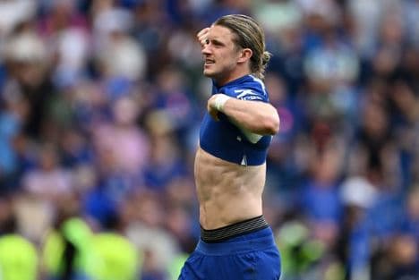 Gallagheri kthehet te Chelsea në stërvitje